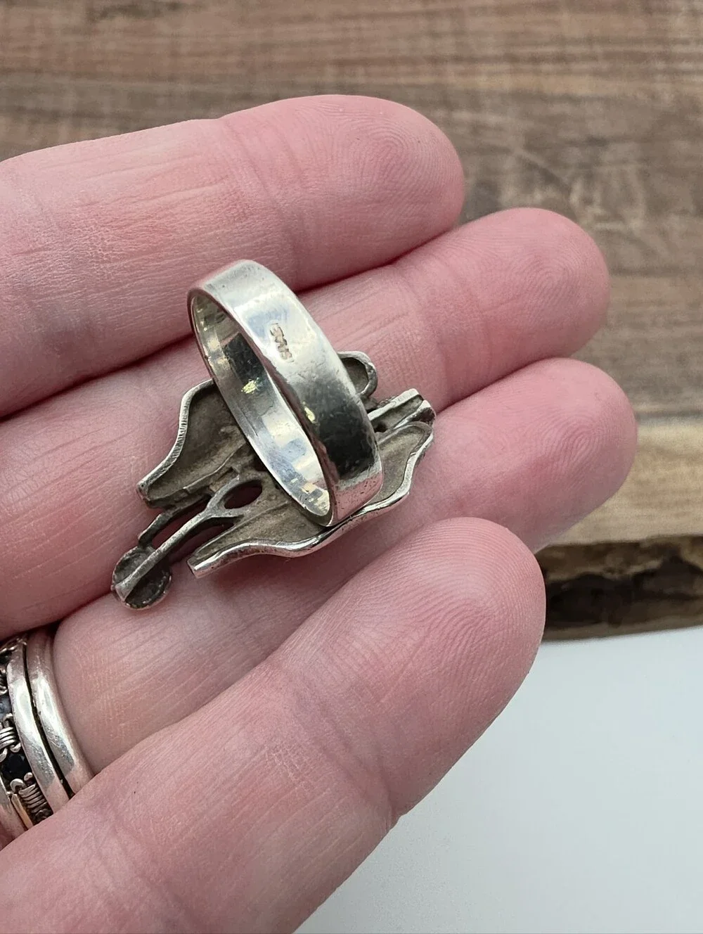 Vintage 60s 925 Sterling Silver Brutalist Modernist Shield Statement Ring